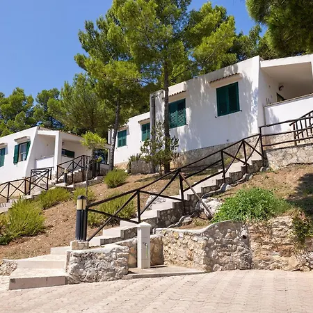 Crovatico Centro Vacanze Resort